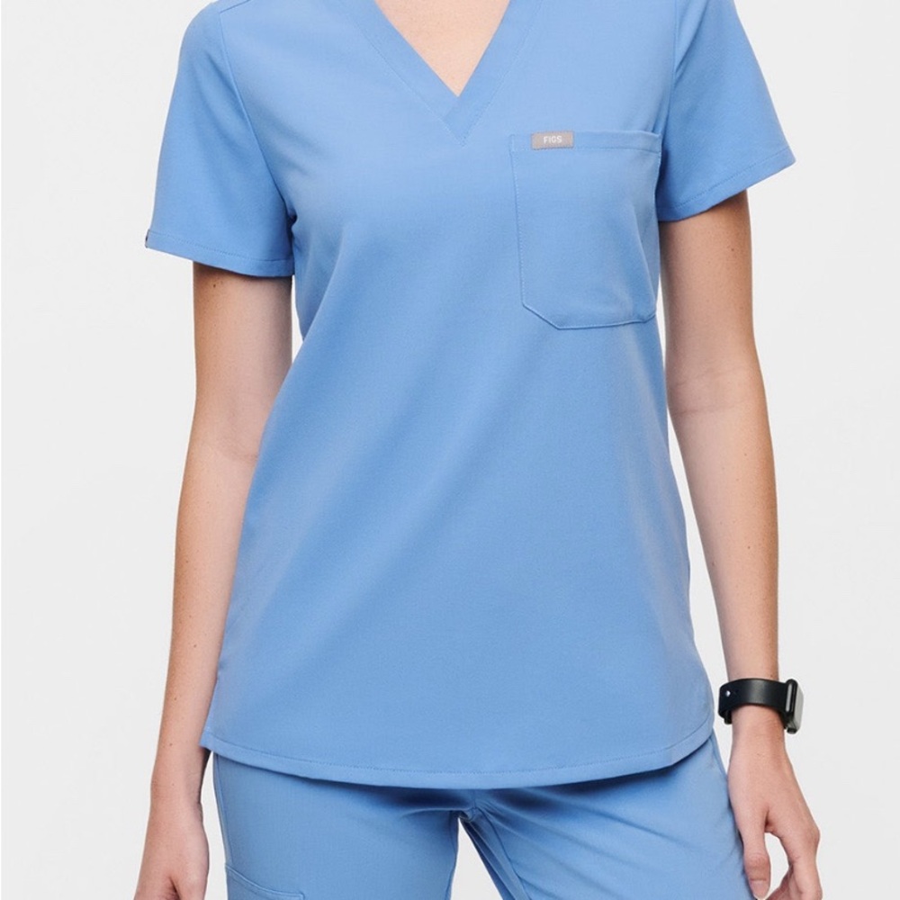 Figs Catrina One Pocket Ceil Blue Scrub Top